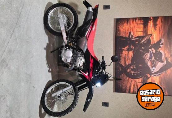 Motos - Honda Honda tornado 2024 Nafta 3000Km - En Venta