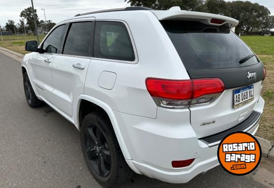Camionetas - Jeep Gran Cherokee 2017 Nafta 155000Km - En Venta