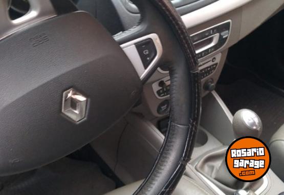 Autos - Renault Logan privilege 98.000km 2011 Nafta 98000Km - En Venta