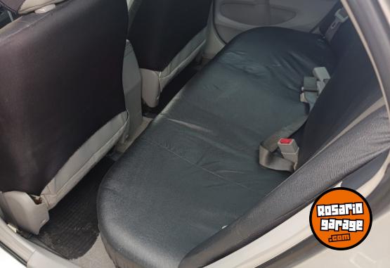 Autos - Toyota Xli 2013 GNC 280000Km - En Venta
