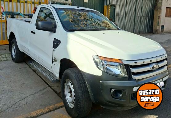 Camiones y Grúas - Ford Ranger 2013 2.5 4×2 Equipada como Grúa de Auxilio - En Venta