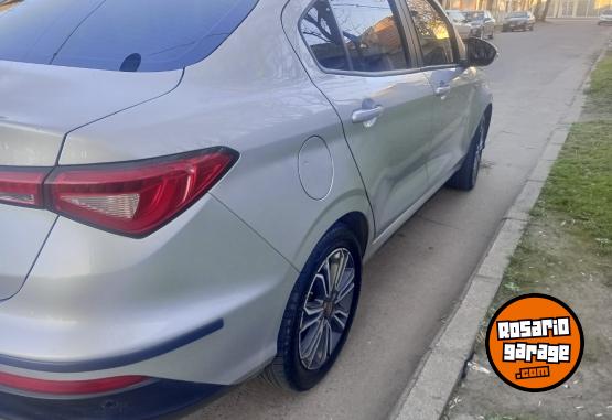 Autos - Fiat Cronos 2020 GNC 83000Km - En Venta