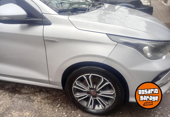 Autos - Fiat Cronos 2020 GNC 83000Km - En Venta