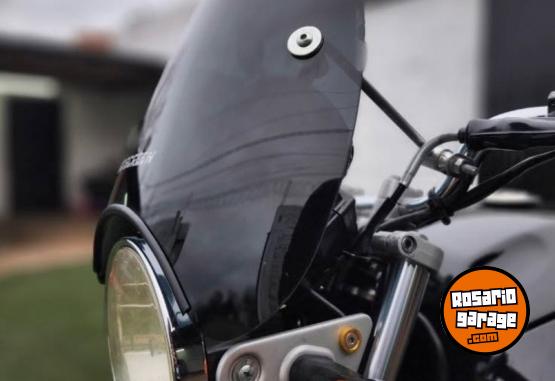 Motos - Yamaha Fazer 250 2010 Nafta 80000Km - En Venta