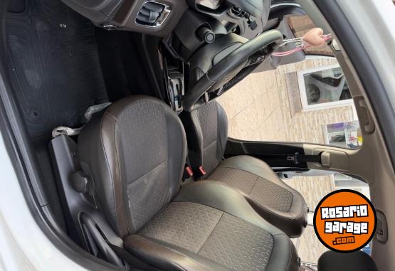 Autos - Chevrolet Prisma 2016 Nafta 146000Km - En Venta