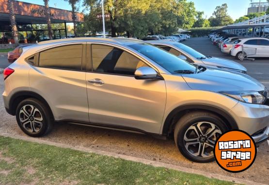 Autos - Honda Honda hrv exl 1ra mano pe 2016 Nafta 120000Km - En Venta