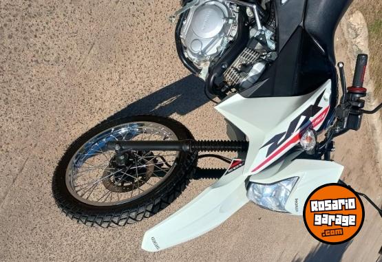 Motos - Honda Xr 150 2025 Nafta 16000Km - En Venta