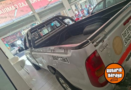 Autos - Toyota Hilux 2008 Nafta 400000Km - En Venta
