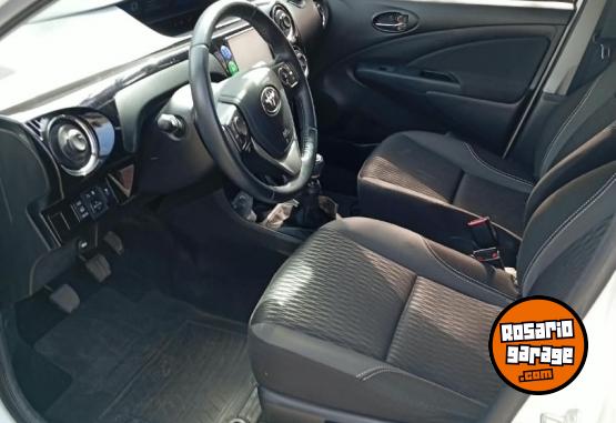 Autos - Toyota ETIOS 1.5 XLS 5 PTAS. 2020 Nafta 24000Km - En Venta