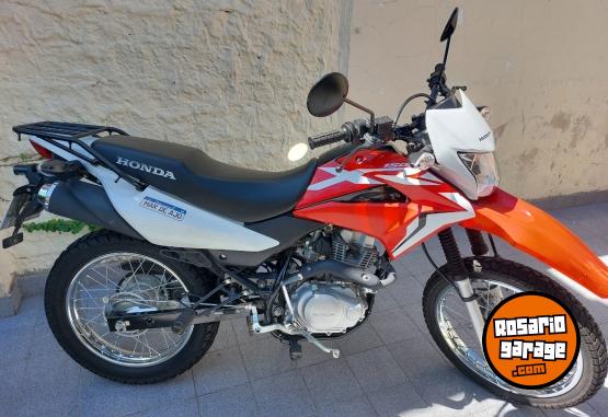 Motos - Honda XR 150 2023 Nafta 3800Km - En Venta