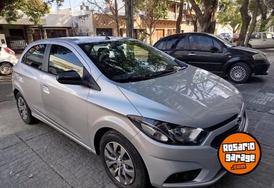 Autos - Chevrolet Joy black 2021 Nafta 48100Km - En Venta