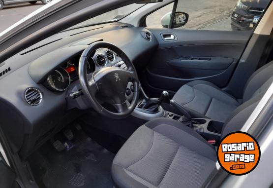 Autos - Peugeot 308 active 2015 Nafta 150000Km - En Venta