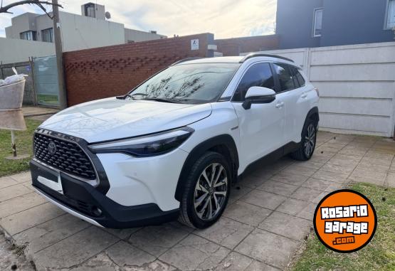 Camionetas - Toyota COROLLA CROSS 2022 Electrico / Hibrido 128000Km - En Venta