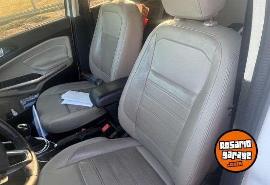 Autos - Ford ECOSPORT TITANIUM 2018 Nafta 75000Km - En Venta