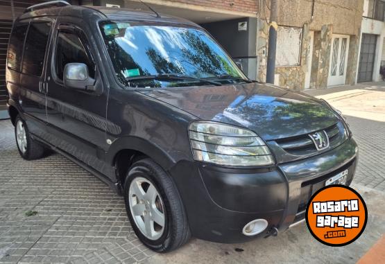 Autos - Peugeot Partner 1ra mano permuto 2014 Nafta 140000Km - En Venta