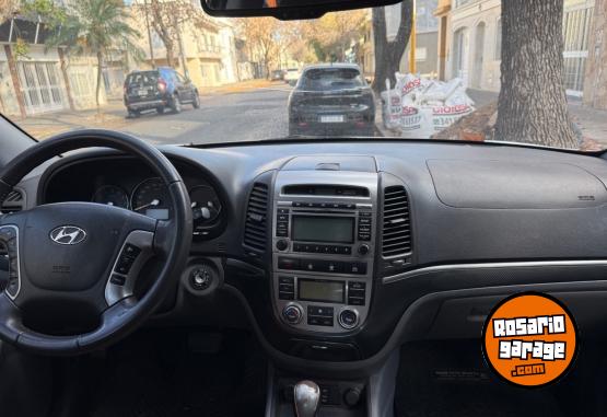 Camionetas - Hyundai Santa Fe 2013 Nafta 230000Km - En Venta