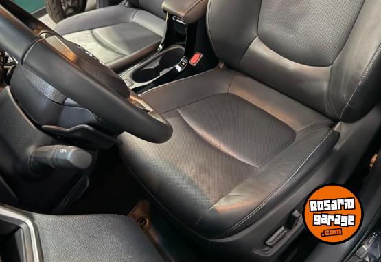 Autos - Toyota Corolla Cross SEG 2025 Nafta 29800Km - En Venta