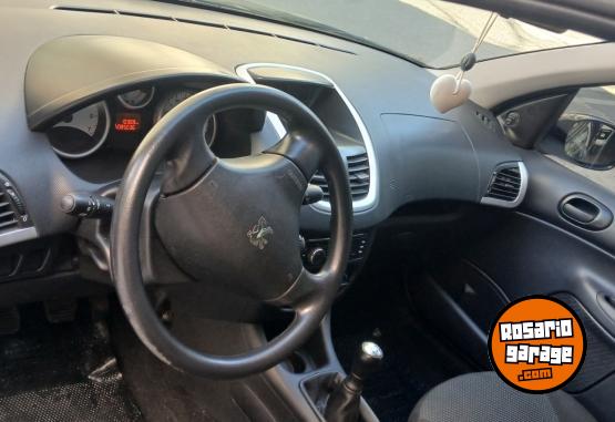Autos - Peugeot 207 COMPACT 2016 Nafta 86000Km - En Venta