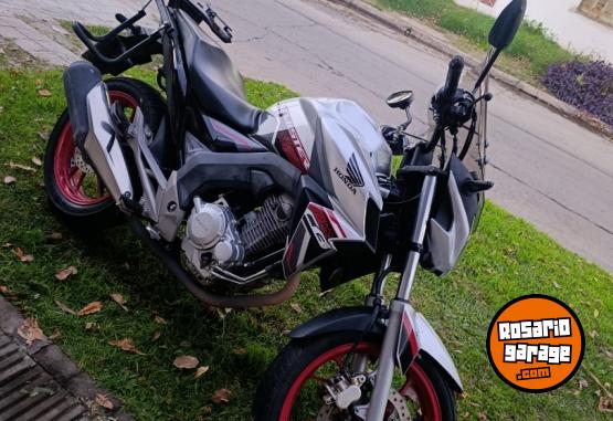 Motos - Honda Twister cb 250 2022 Nafta 30000Km - En Venta