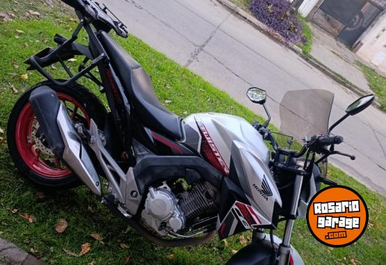 Motos - Honda Twister cb 250 2022 Nafta 30000Km - En Venta