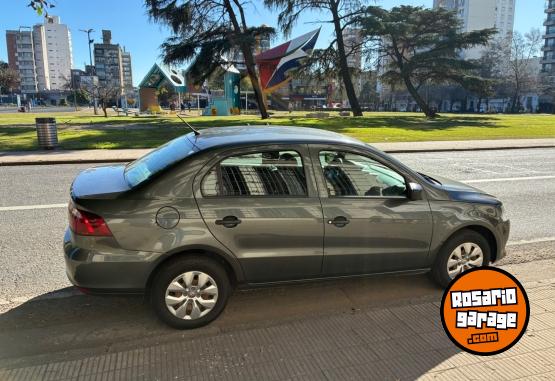 Autos - Volkswagen Voyage Trendline 2016 Nafta 74200Km - En Venta