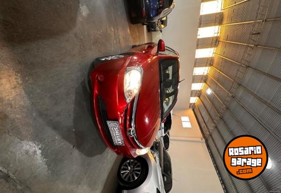 Autos - Toyota Etios 2016 Nafta 140000Km - En Venta