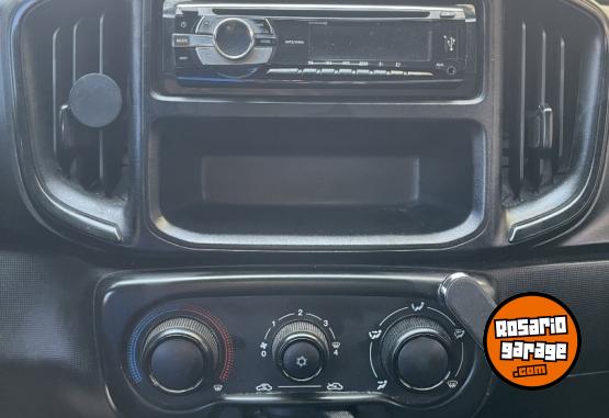 Utilitarios - Fiat Fiorino 2022 Nafta 245000Km - En Venta