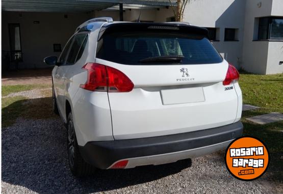 Autos - Peugeot 2008 allure 2019 Nafta 29800Km - En Venta