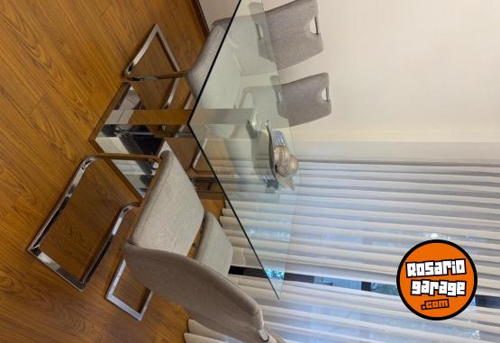 Hogar - Mesa de vidrio espejada con 6 sillas - En Venta