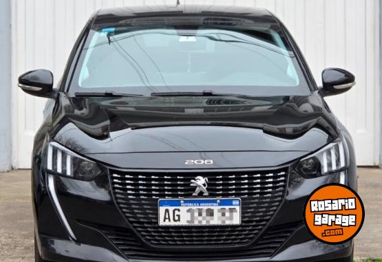 Autos - Peugeot 208 2023 Nafta 31000Km - En Venta