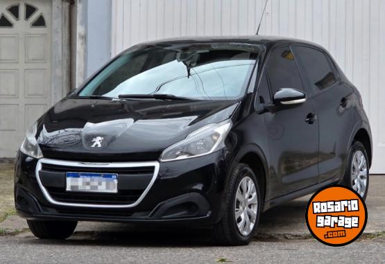 Autos - Peugeot 208 2017 Nafta 89000Km - En Venta
