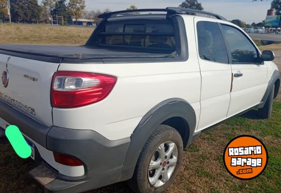 Utilitarios - Fiat STRADA TREKKING 2018 Diesel 142000Km - En Venta