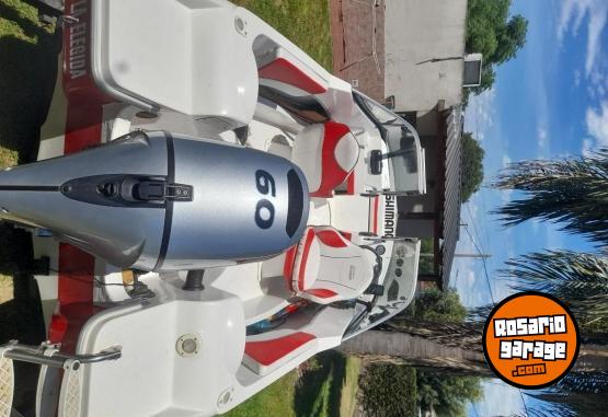 Embarcaciones - Bunker 510 con honda 60 hp 40 hs de uso - En Venta