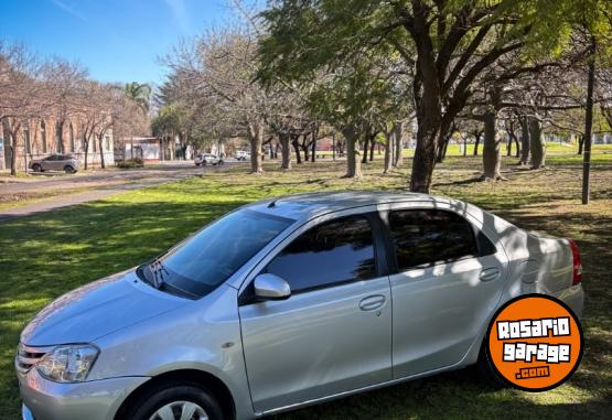 Autos - Toyota ETIOS XS 1.5 2015 Nafta 96000Km - En Venta