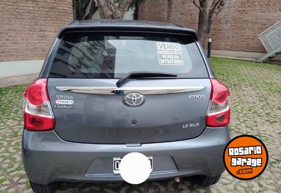 Autos - Toyota Etios 2015 xls 2015 Nafta 81000Km - En Venta