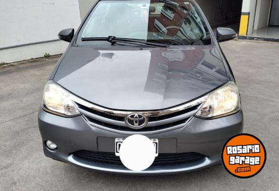 Autos - Toyota Etios 2015 xls 2015 Nafta 81000Km - En Venta