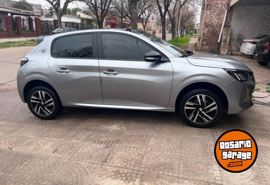 Autos - Peugeot 208 road trip 2022 Nafta 62000Km - En Venta