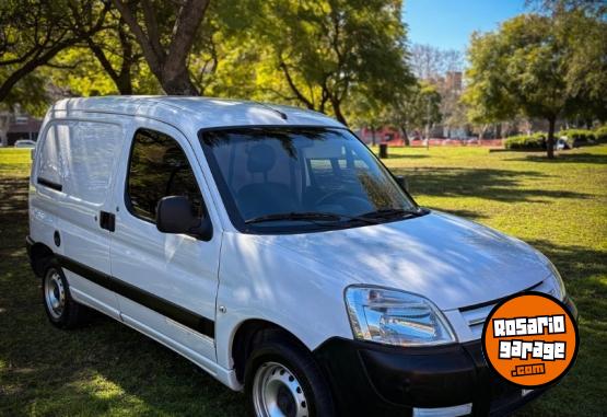 Utilitarios - Citroen BERLINGO 1.6 HDI FURGON 2019 Diesel 108000Km - En Venta