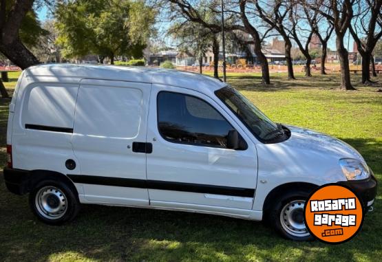 Utilitarios - Citroen BERLINGO 1.6 HDI FURGON 2019 Diesel 108000Km - En Venta