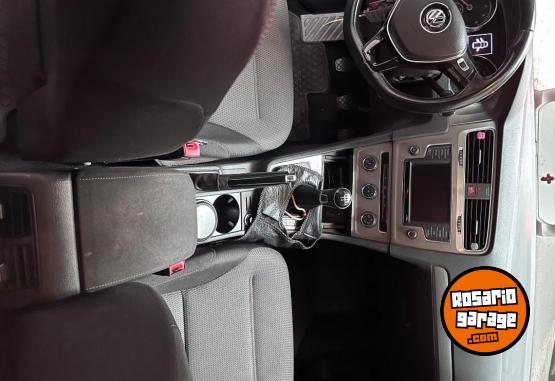 Autos - Volkswagen Golf 2017 Nafta 118000Km - En Venta