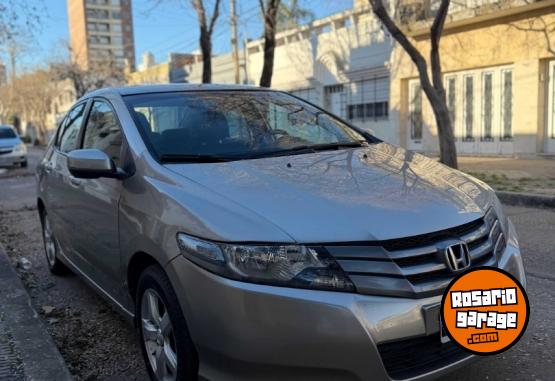 Autos - Honda City 2010 Nafta 90200Km - En Venta