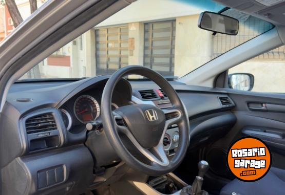 Autos - Honda City 2010 Nafta 90200Km - En Venta