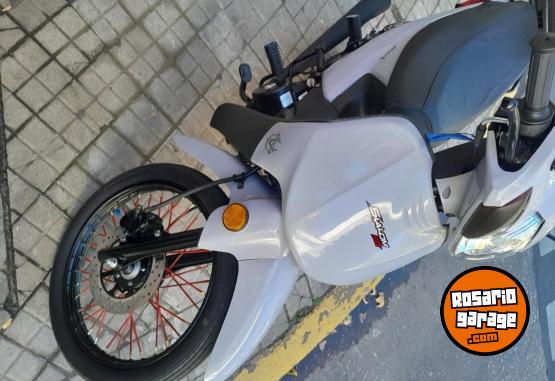 Motos - IKA Slalom 110 2026 Nafta 4000Km - En Venta