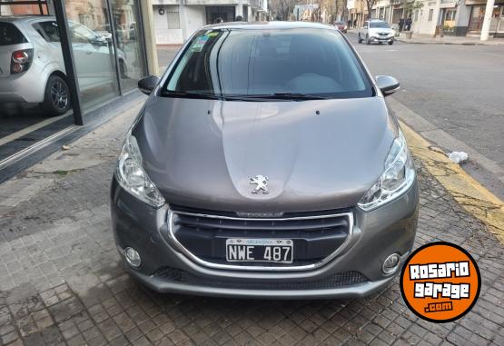 Autos - Peugeot 208 Allure 1.5 2014 Nafta 118000Km - En Venta