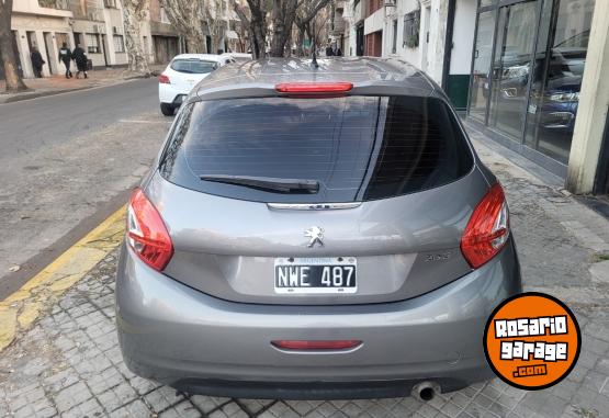 Autos - Peugeot 208 Allure 1.5 2014 Nafta 118000Km - En Venta