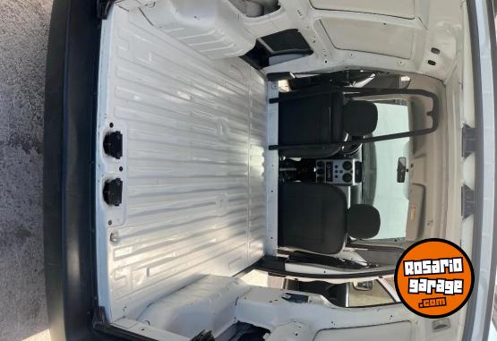 Utilitarios - Citroen Berlingo 2018 Diesel 118000Km - En Venta