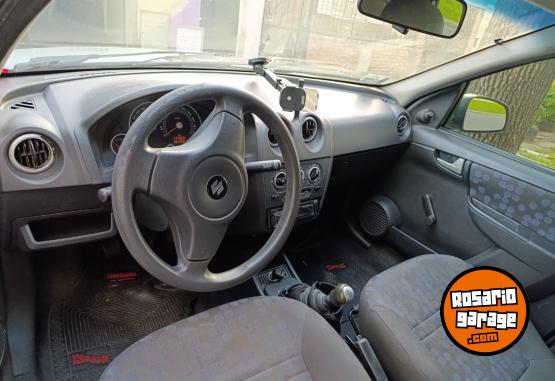 Autos - Suzuki Fun 2009 Nafta 220000Km - En Venta