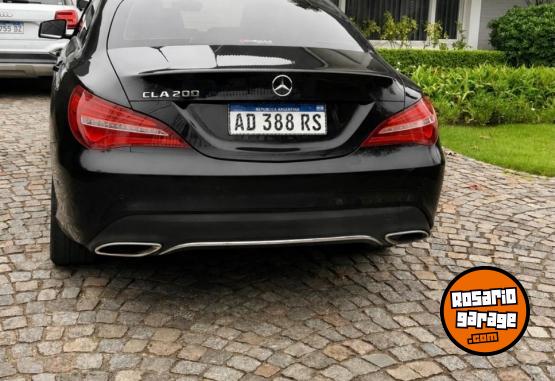 Autos - Mercedes Benz CLA 200 Urban 2018 Nafta 80000Km - En Venta