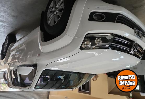 Camionetas - Volkswagen AMAROK HIGHLINE 4X4 2015 Diesel 250000Km - En Venta