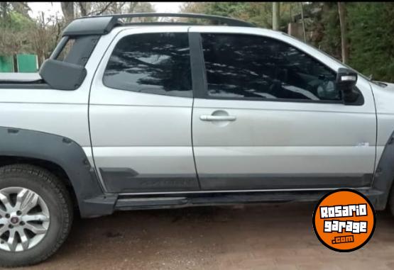 Camionetas - Fiat Strada Adventure Locker 2018 GNC 183000Km - En Venta